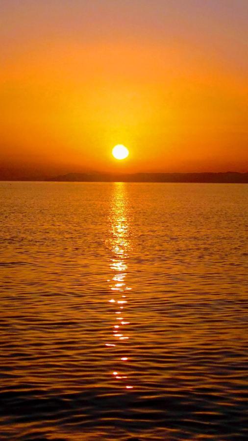 Golden Sunset Beach Apartment Skála Kallirákhis Esterno foto